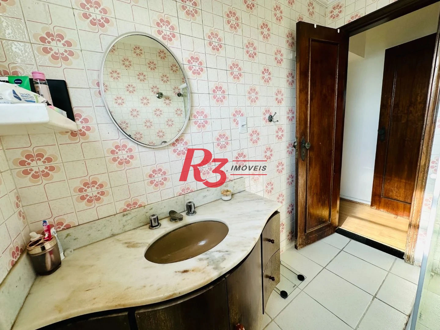 Apartamento com 3 dormitórios à venda, 175 m² por R$ 998.000,00 - Gonzaga - Santos/SP