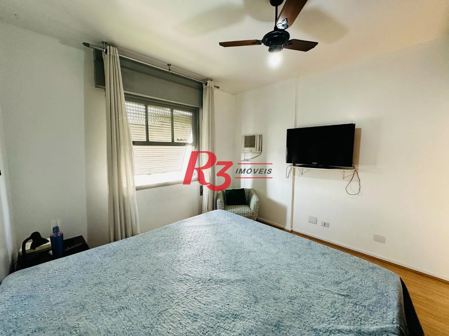 Apartamento com 3 dormitórios à venda, 175 m² por R$ 998.000,00 - Gonzaga - Santos/SP