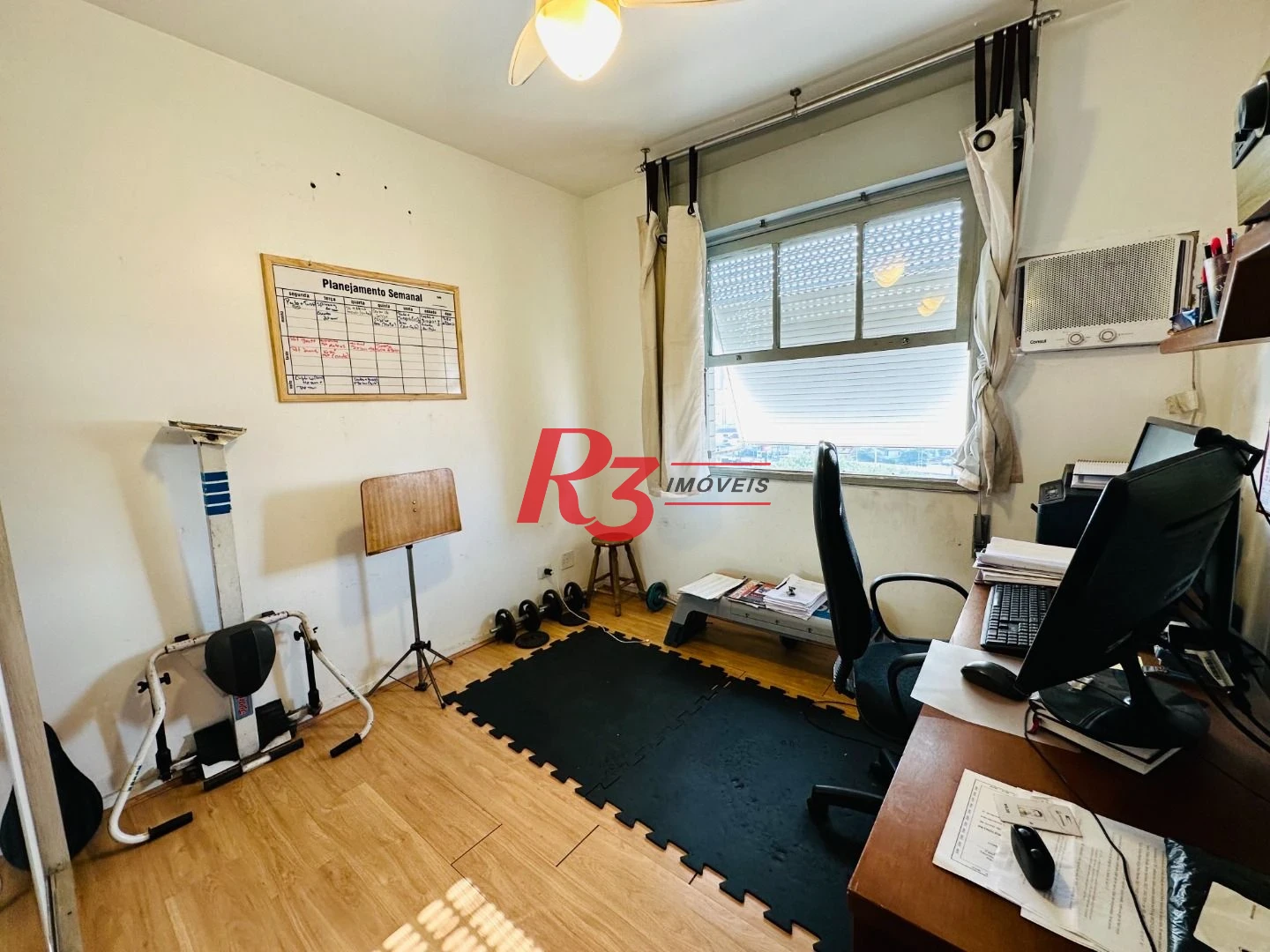 Apartamento com 3 dormitórios à venda, 175 m² por R$ 998.000,00 - Gonzaga - Santos/SP