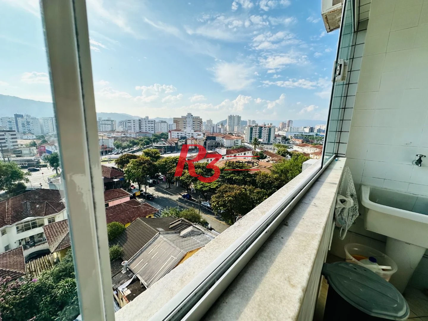 Apartamento com 3 dormitórios à venda, 175 m² por R$ 998.000,00 - Gonzaga - Santos/SP