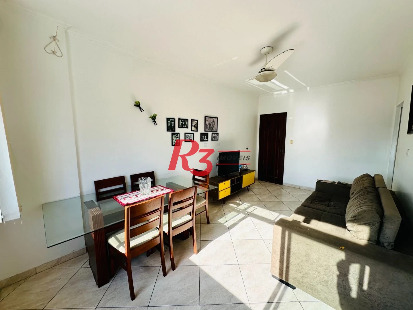 Apartamento com 3 dormitórios à venda, 175 m² por R$ 998.000,00 - Gonzaga - Santos/SP