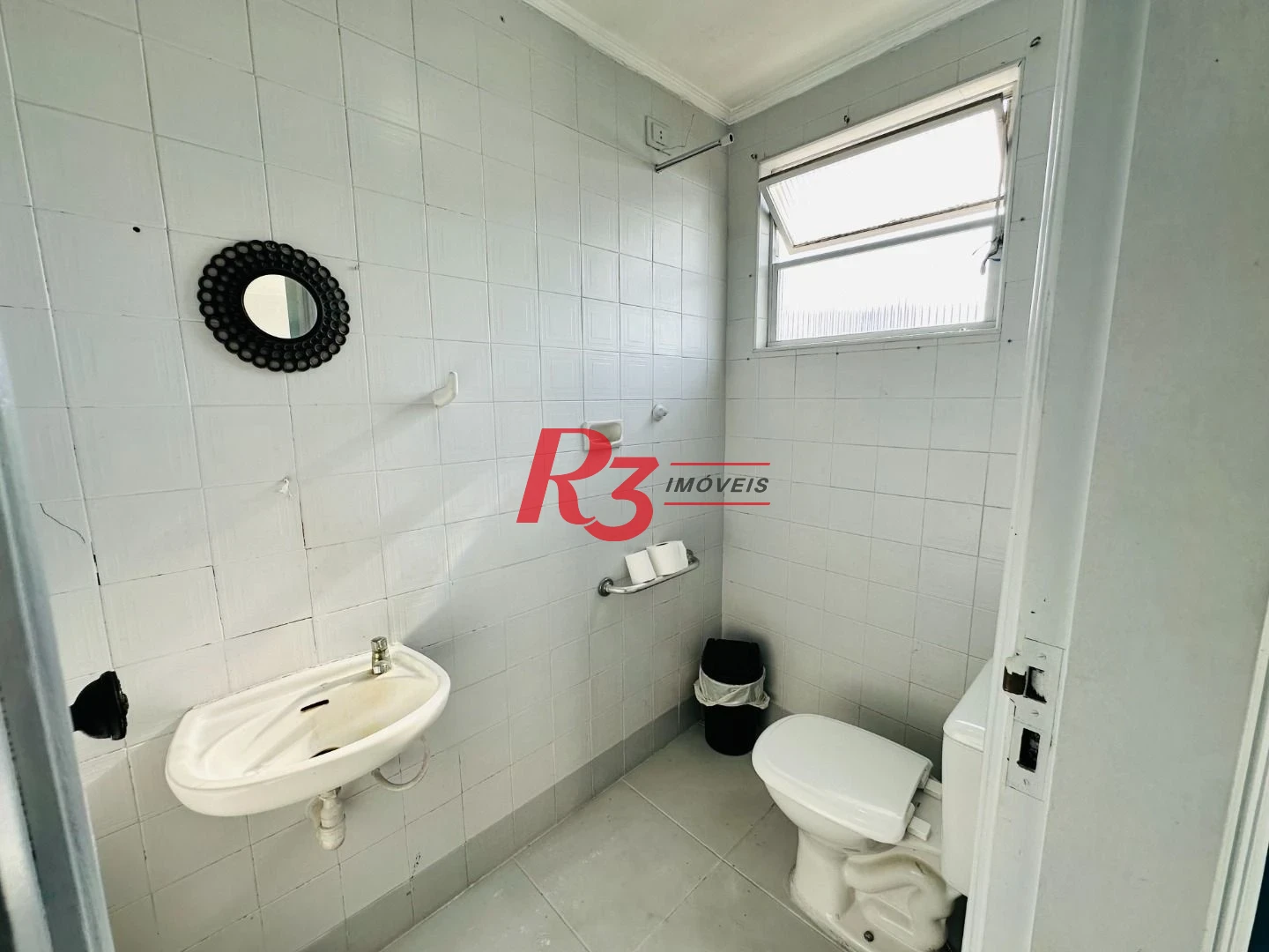 Apartamento com 3 dormitórios à venda, 175 m² por R$ 998.000,00 - Gonzaga - Santos/SP