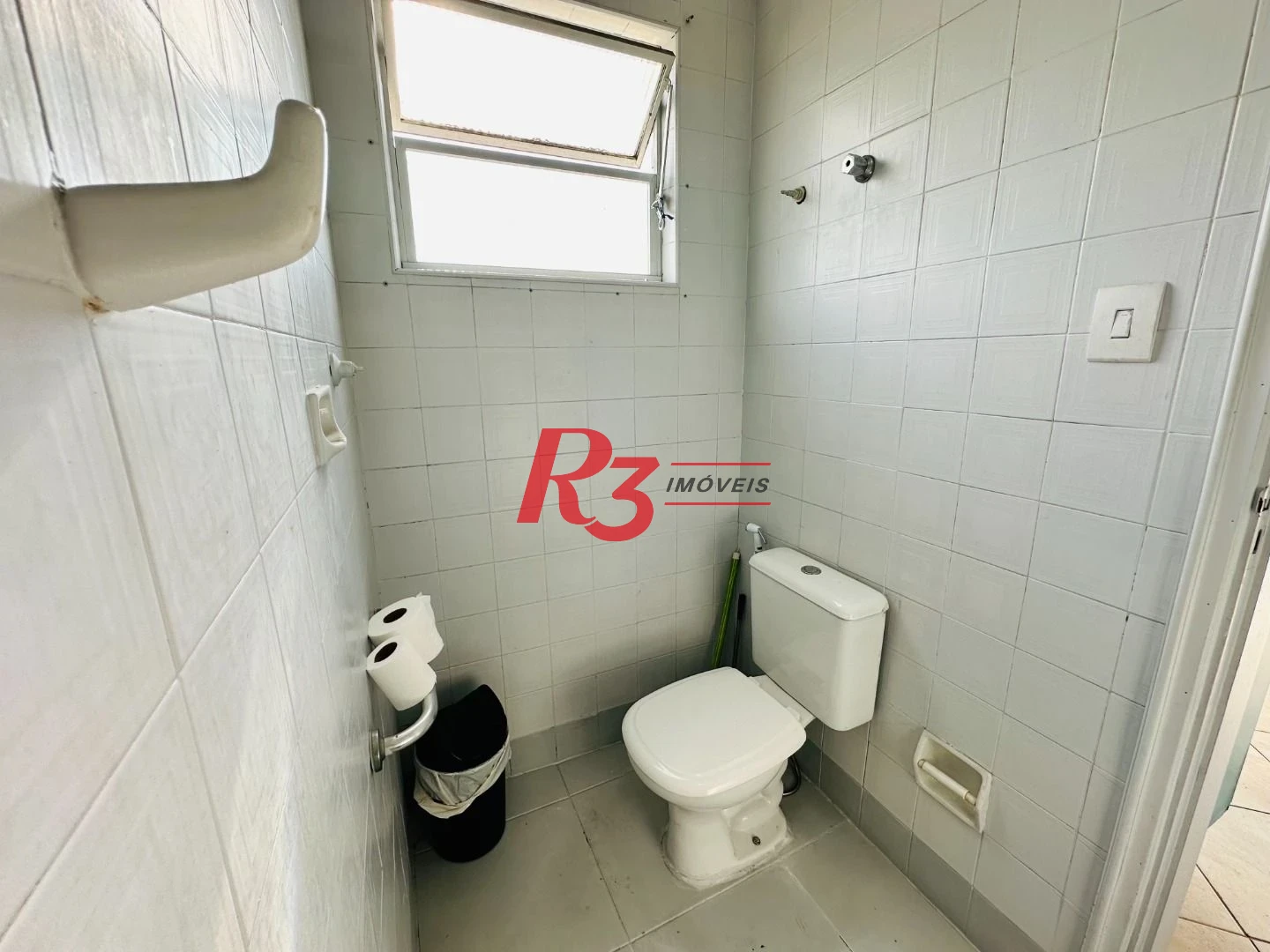 Apartamento com 3 dormitórios à venda, 175 m² por R$ 998.000,00 - Gonzaga - Santos/SP