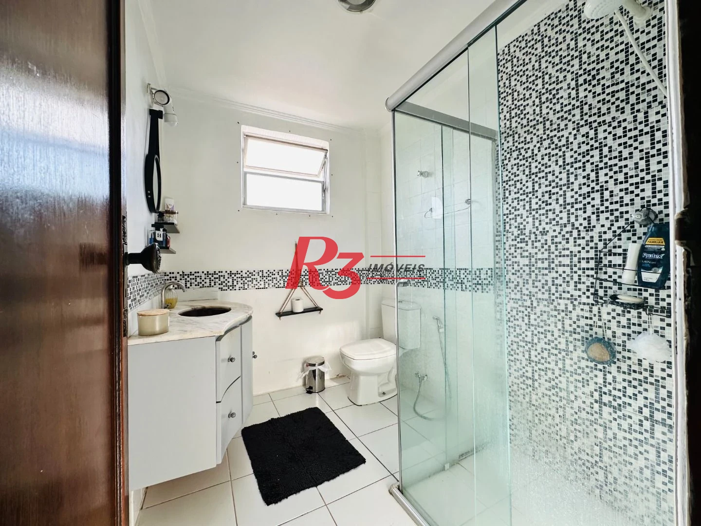 Apartamento com 3 dormitórios à venda, 175 m² por R$ 998.000,00 - Gonzaga - Santos/SP
