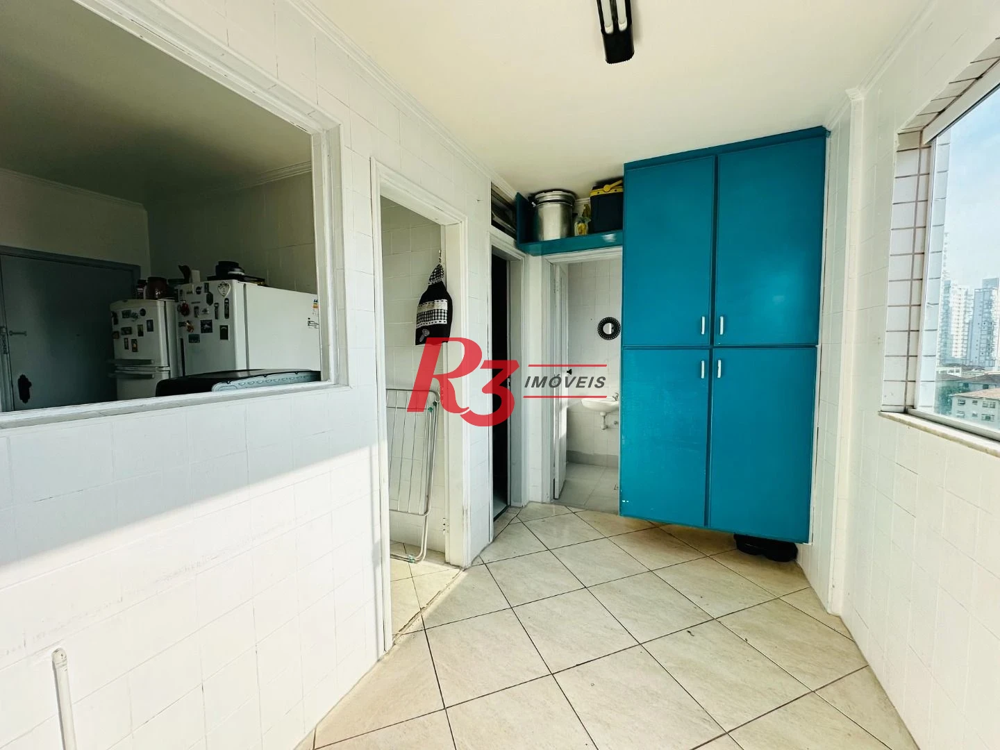 Apartamento com 3 dormitórios à venda, 175 m² por R$ 998.000,00 - Gonzaga - Santos/SP