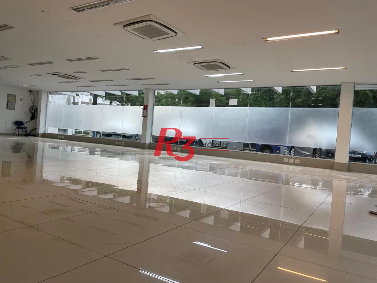 Loja para alugar, 399 m² por R$ 33.252,95/mês - Vila Mathias - Santos/SP