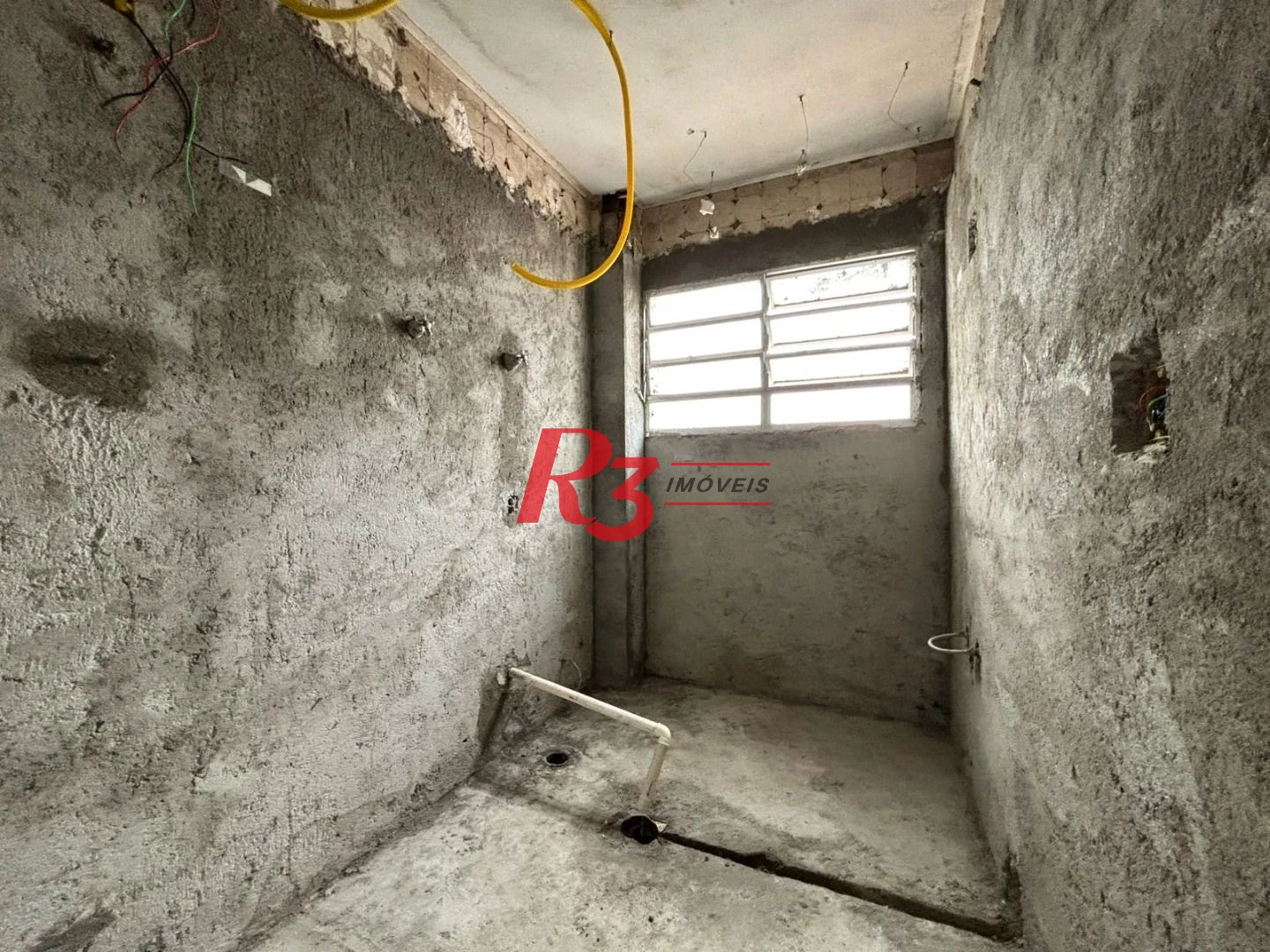 Apartamento com 2 dormitórios à venda, 120 m² por R$ 850.000,00 - Gonzaga - Santos/SP