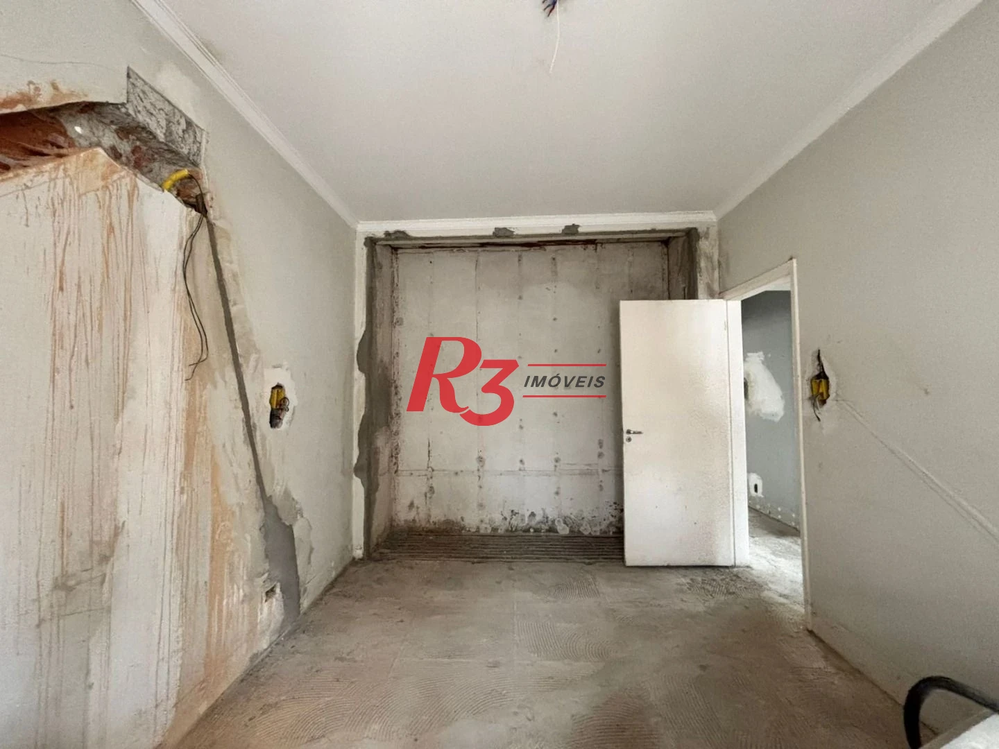 Apartamento com 2 dormitórios à venda, 120 m² por R$ 850.000,00 - Gonzaga - Santos/SP