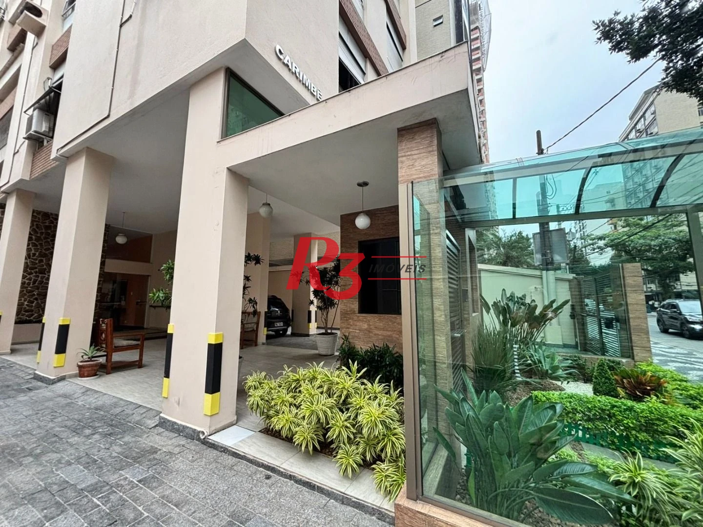 Apartamento com 2 dormitórios à venda, 120 m² por R$ 850.000,00 - Gonzaga - Santos/SP