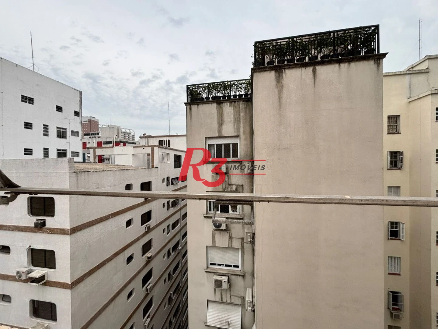 Apartamento com 2 dormitórios à venda, 120 m² por R$ 850.000,00 - Gonzaga - Santos/SP