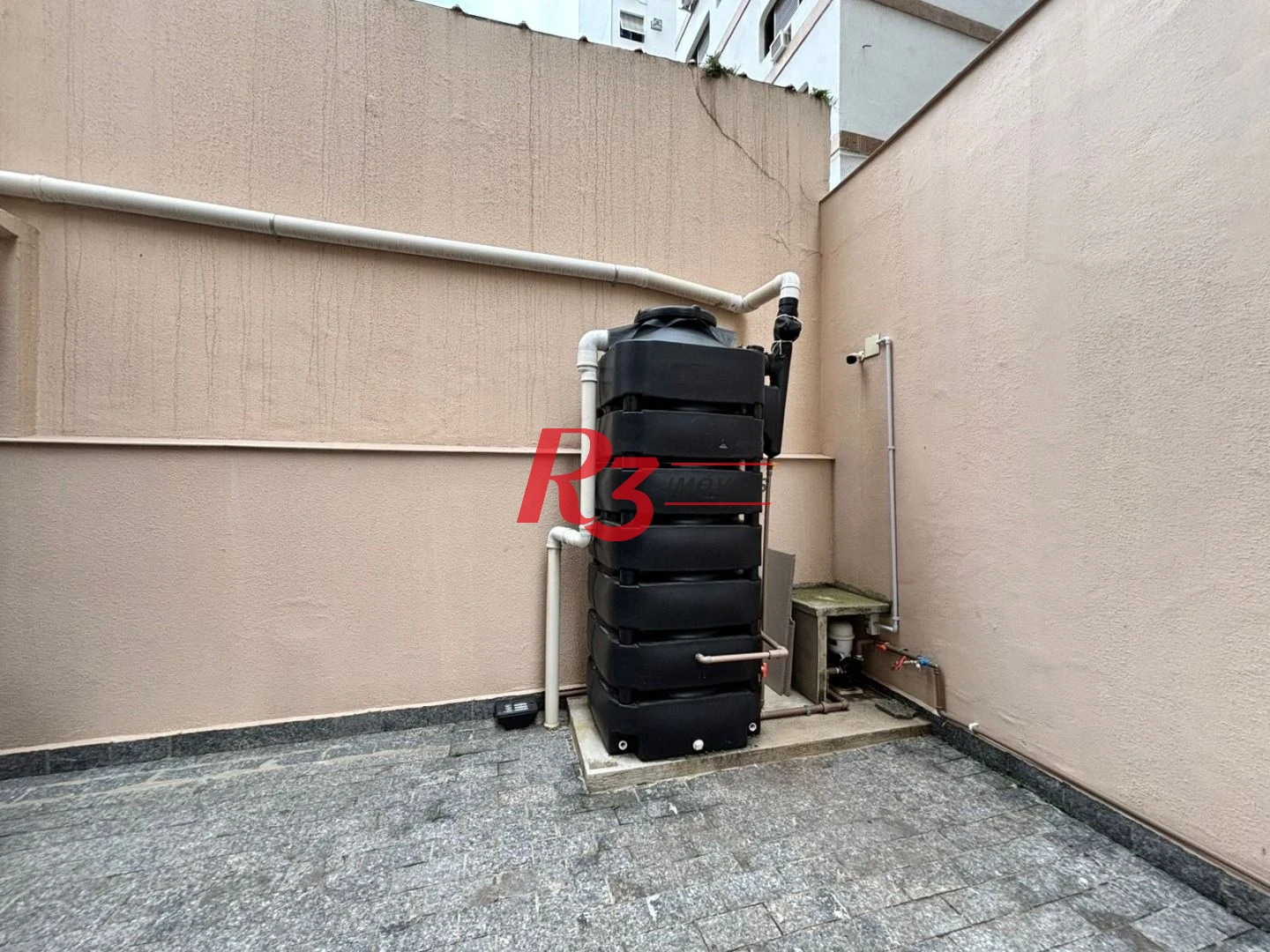 Apartamento com 2 dormitórios à venda, 120 m² por R$ 850.000,00 - Gonzaga - Santos/SP