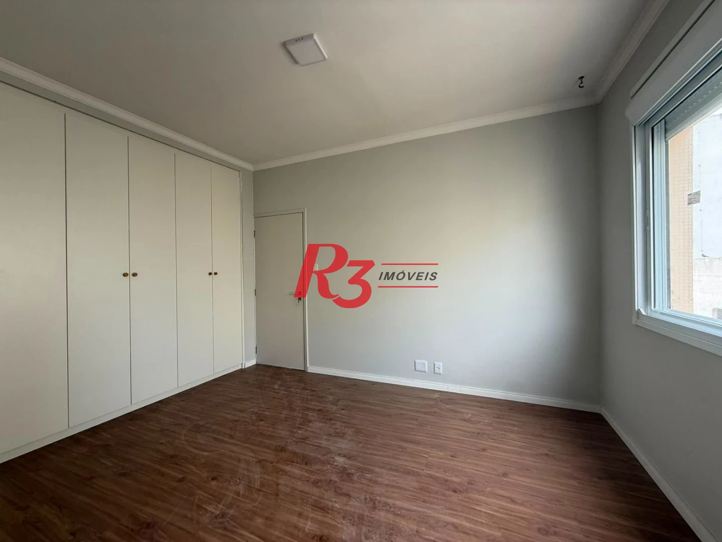 Apartamento com 2 dormitórios à venda, 120 m² por R$ 850.000,00 - Gonzaga - Santos/SP