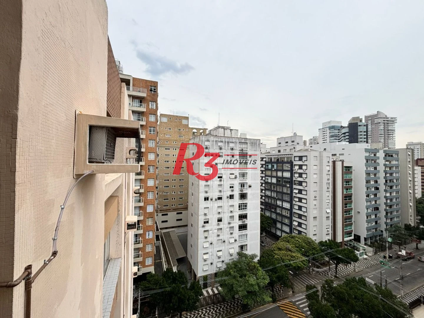 Apartamento com 2 dormitórios à venda, 120 m² por R$ 850.000,00 - Gonzaga - Santos/SP
