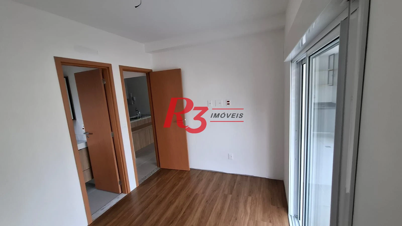 Apartamento com 2 dormitórios para alugar, 65 m² por R$ 6.300/mês - Vila Rica - Santos/SP