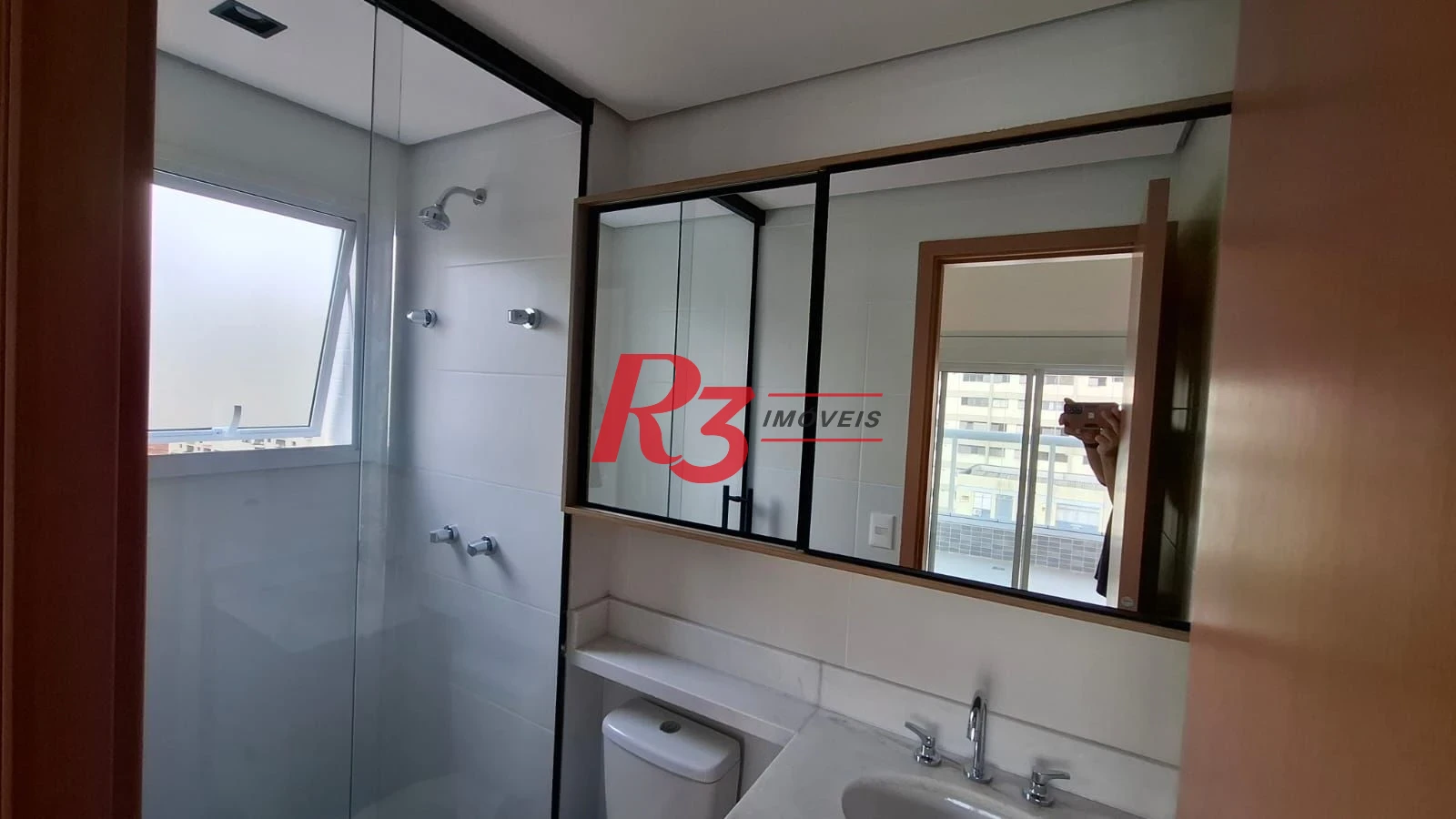 Apartamento com 2 dormitórios para alugar, 65 m² por R$ 6.300/mês - Vila Rica - Santos/SP