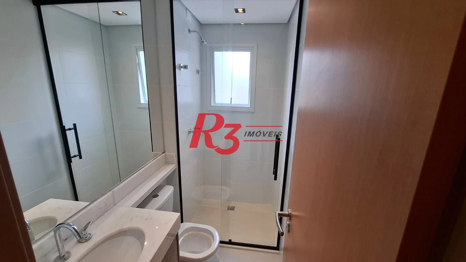Apartamento com 2 dormitórios para alugar, 65 m² por R$ 6.300/mês - Vila Rica - Santos/SP