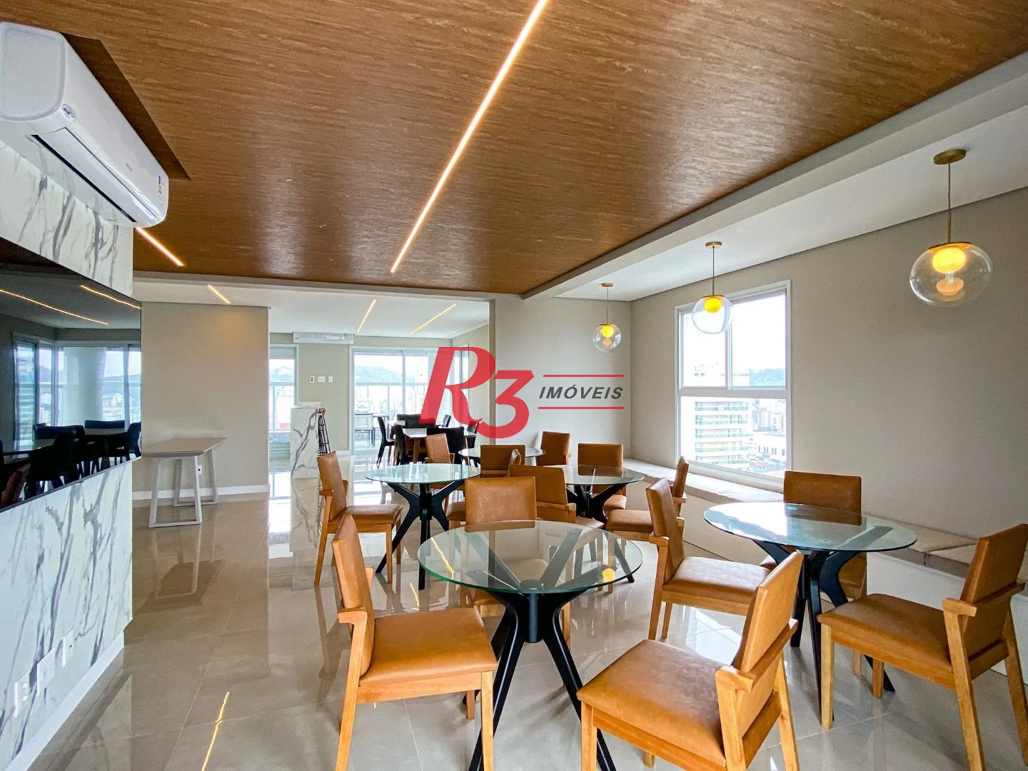 Apartamento com 2 dormitórios para alugar, 65 m² por R$ 6.300/mês - Vila Rica - Santos/SP