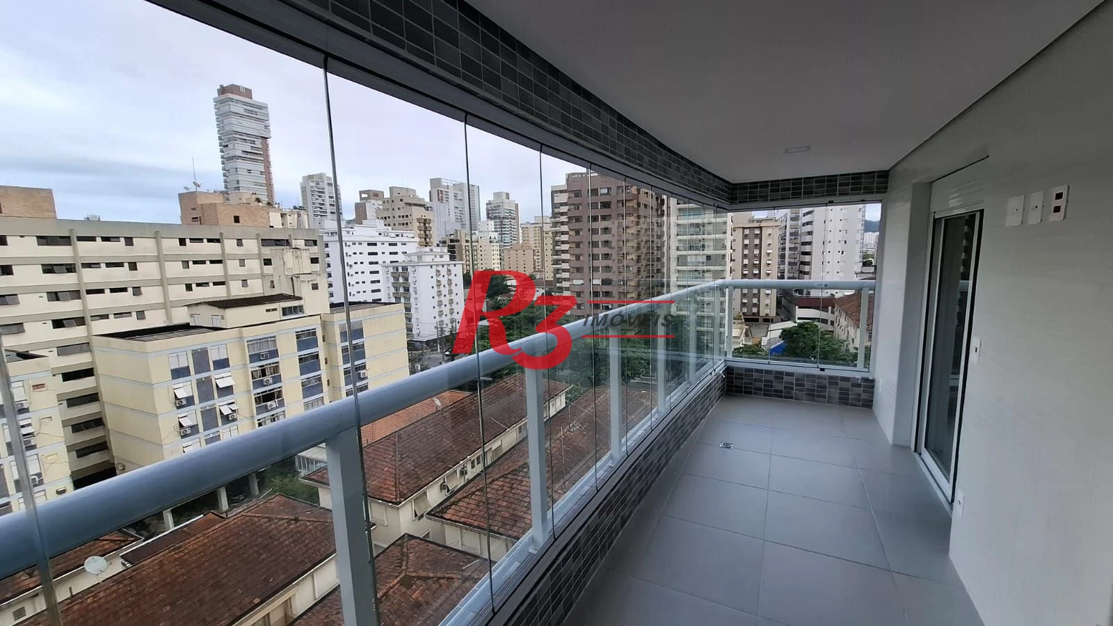 Apartamento com 2 dormitórios para alugar, 65 m² por R$ 6.300/mês - Vila Rica - Santos/SP