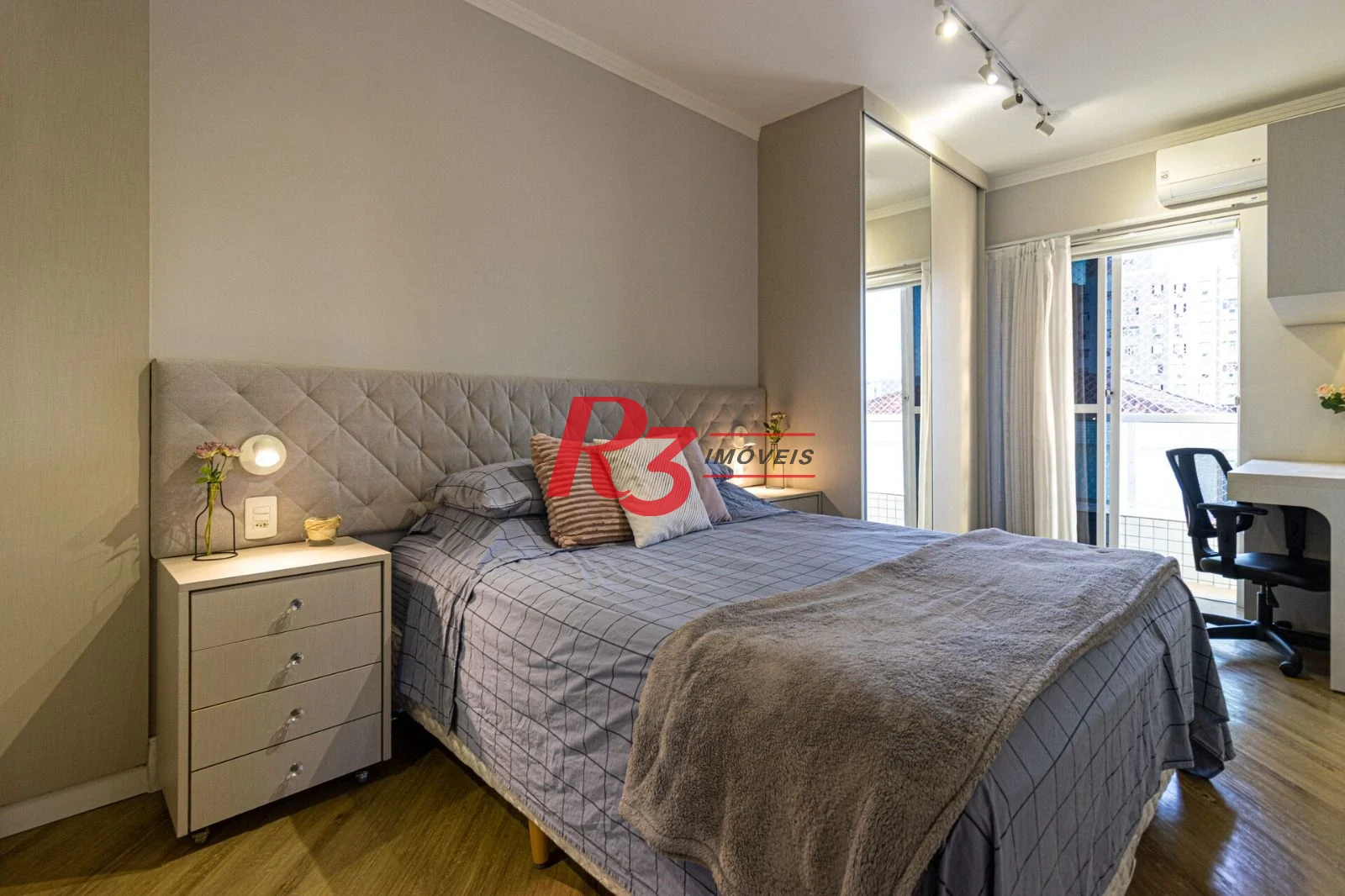 Cobertura com 3 dormitórios à venda, 170 m² por R$ 1.060.000,00 - Pompéia - Santos/SP