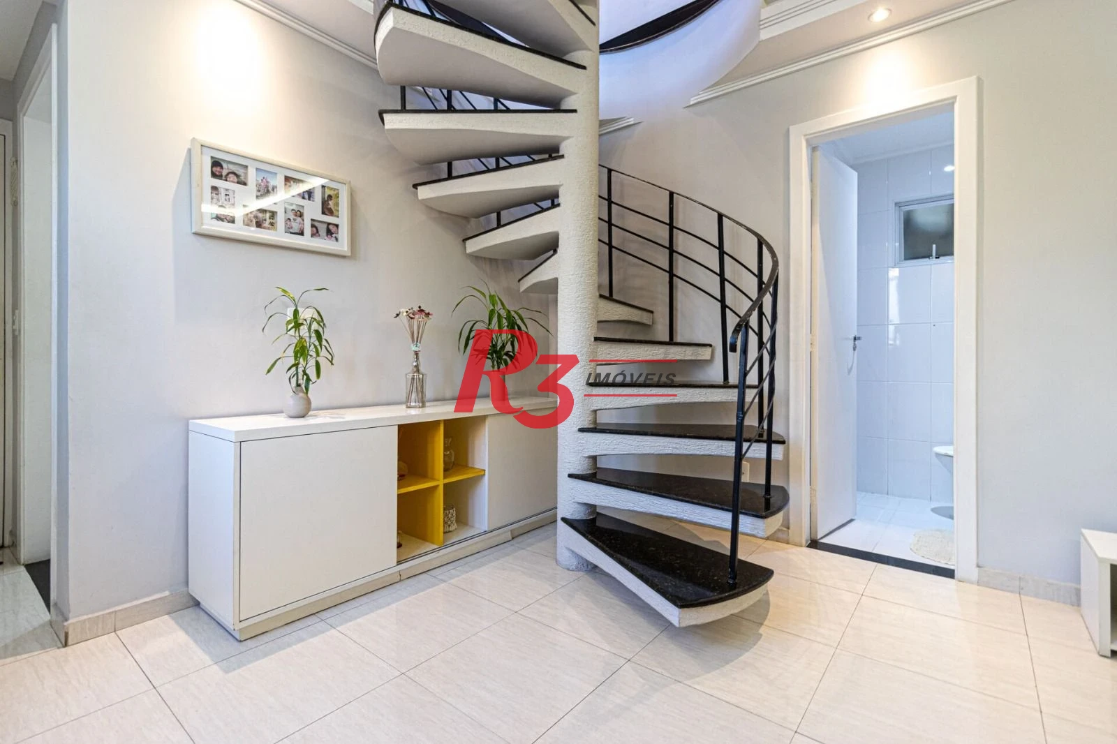 Cobertura com 3 dormitórios à venda, 170 m² por R$ 1.060.000,00 - Pompéia - Santos/SP