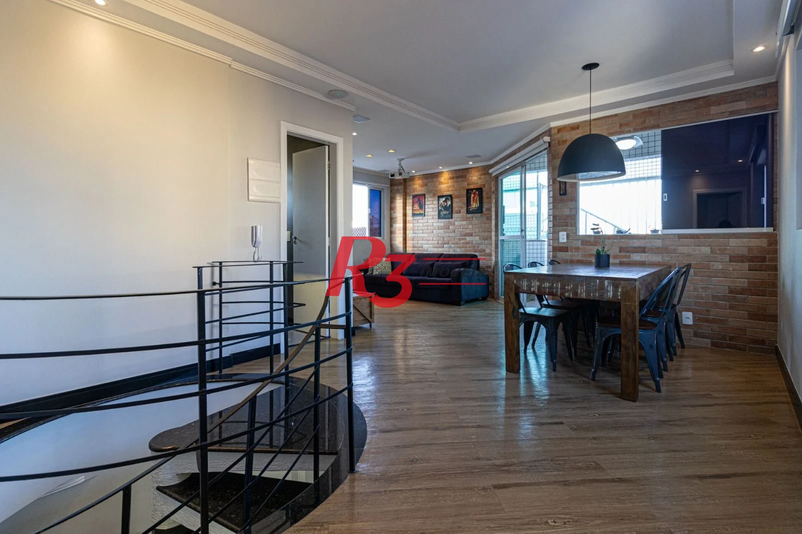 Cobertura com 3 dormitórios à venda, 170 m² por R$ 1.060.000,00 - Pompéia - Santos/SP