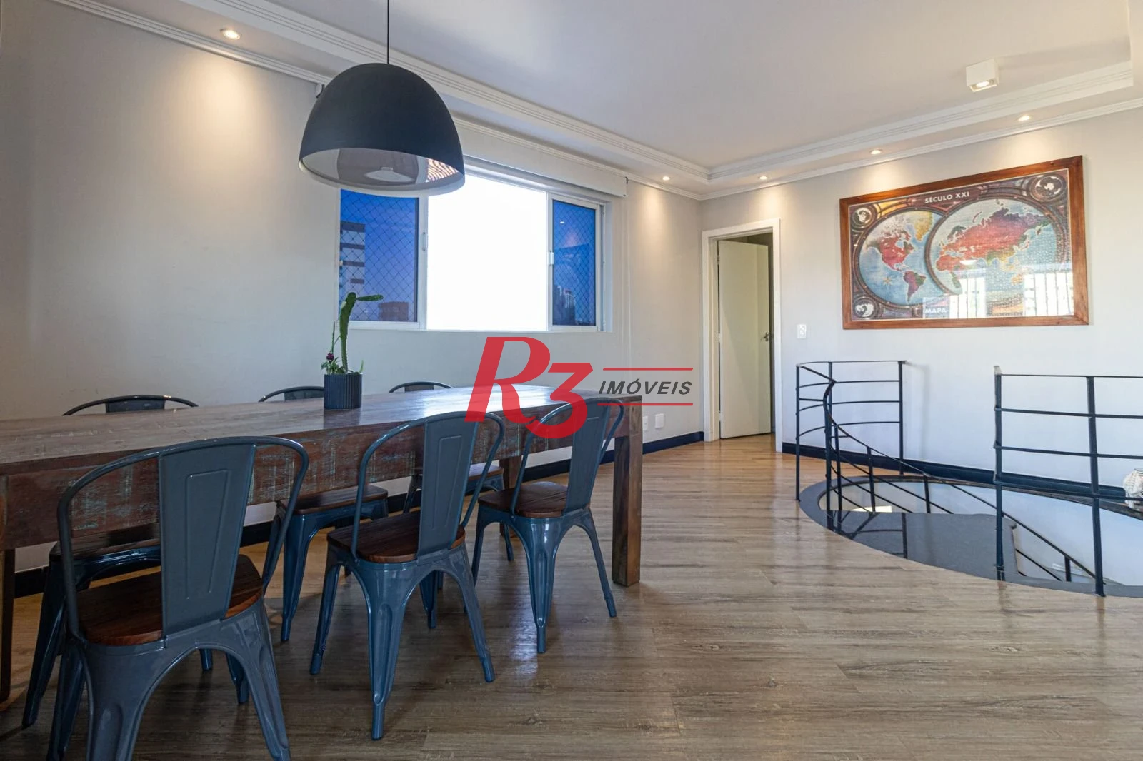 Cobertura com 3 dormitórios à venda, 170 m² por R$ 1.060.000,00 - Pompéia - Santos/SP