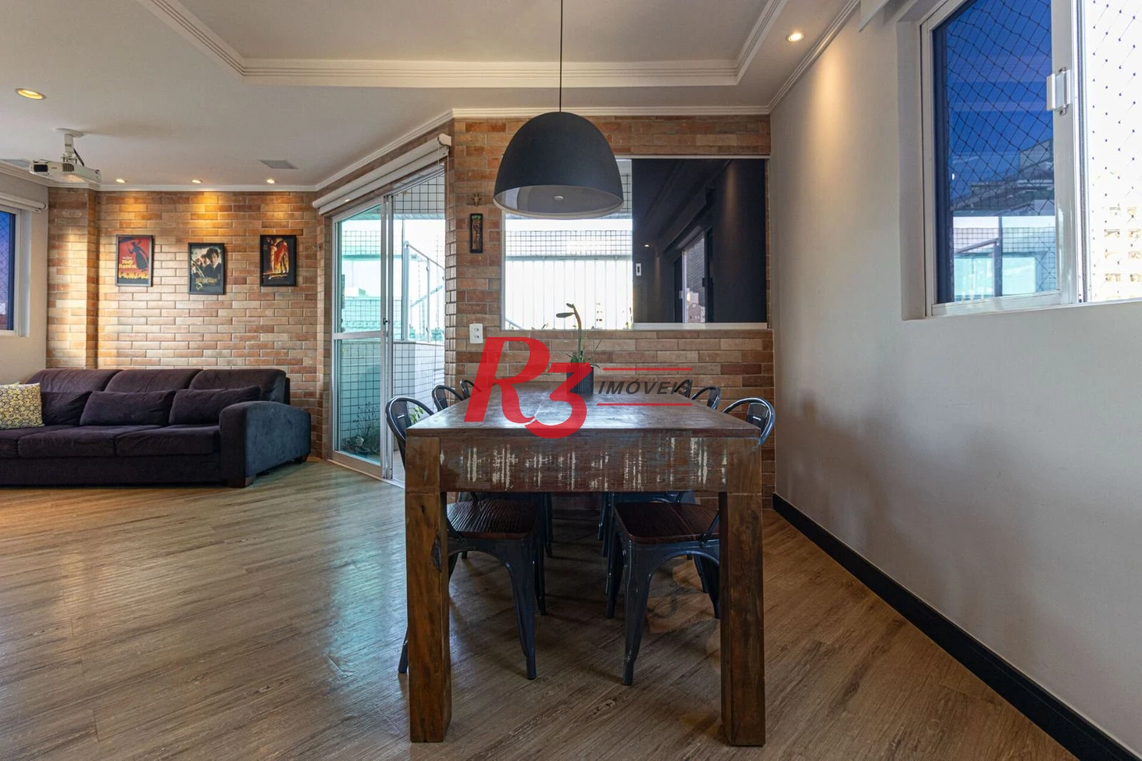 Cobertura com 3 dormitórios à venda, 170 m² por R$ 1.060.000,00 - Pompéia - Santos/SP