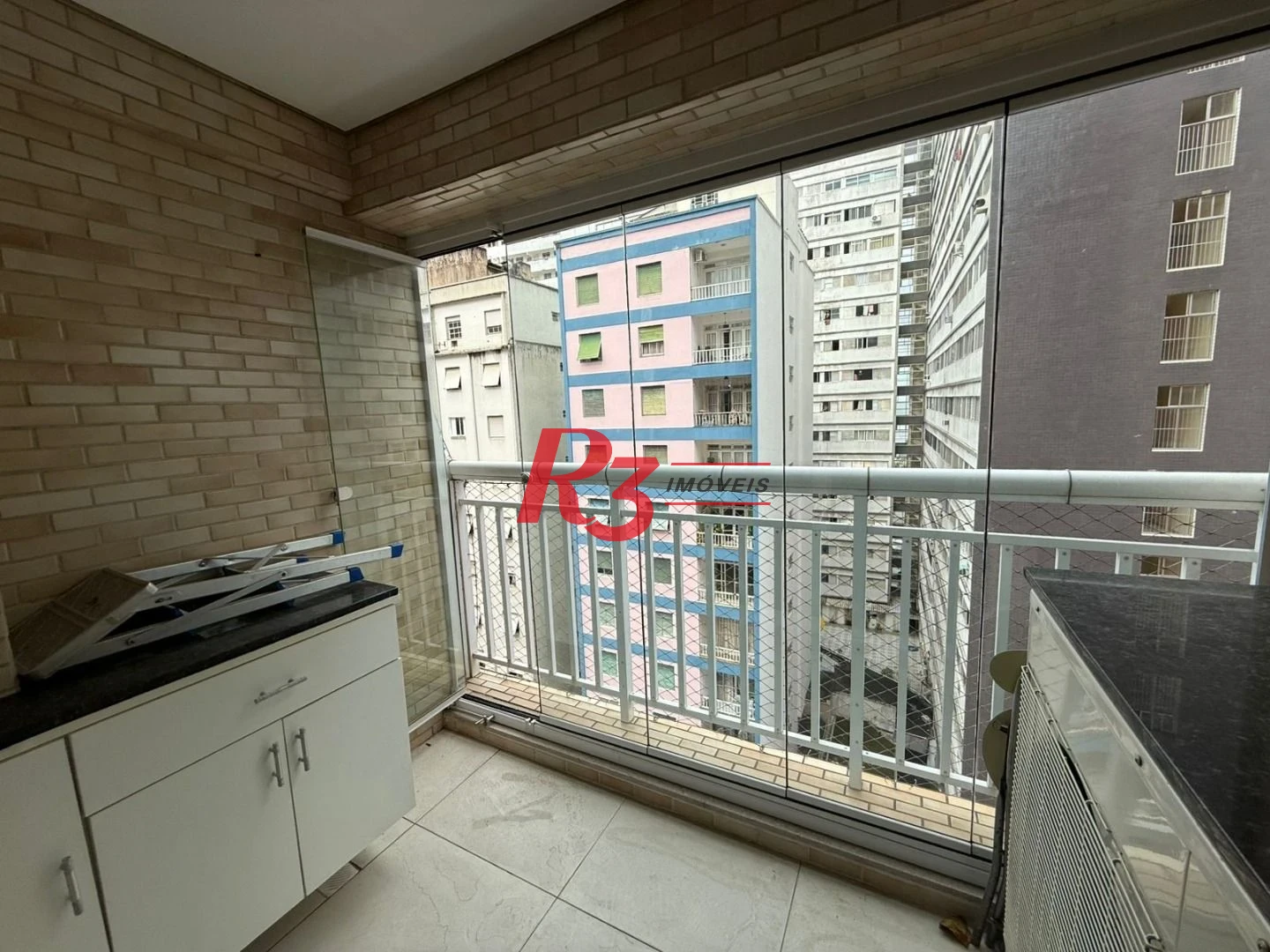 Apartamento com 2 dormitórios à venda, 68 m² por R$ 479.000,00 - José Menino - Santos/SP