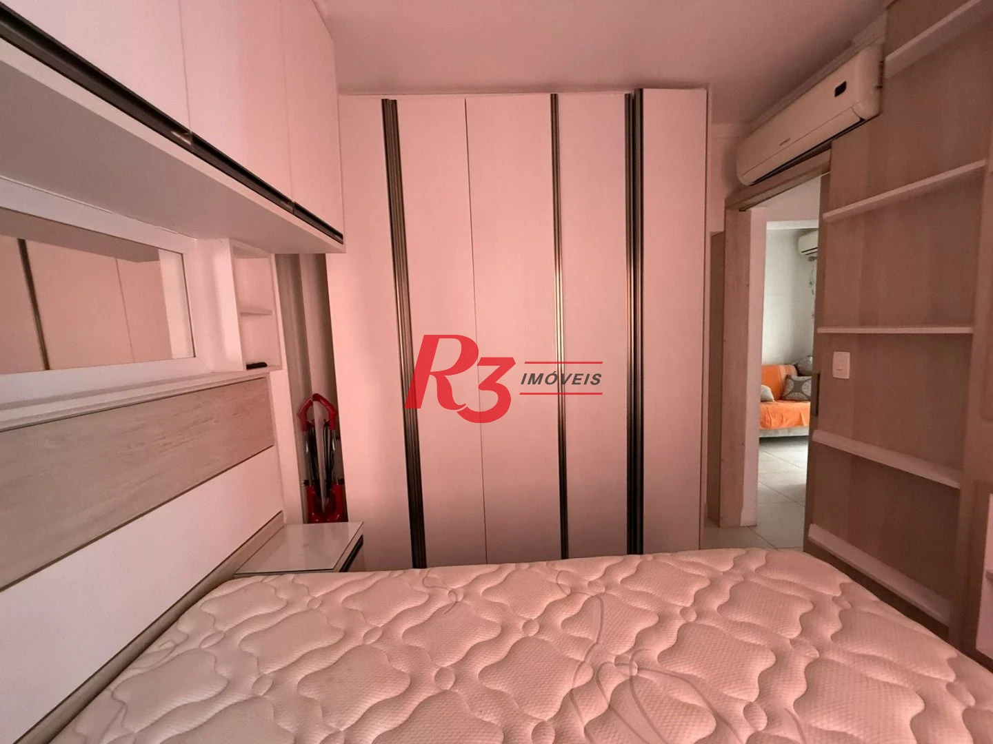 Apartamento com 2 dormitórios à venda, 68 m² por R$ 479.000,00 - José Menino - Santos/SP