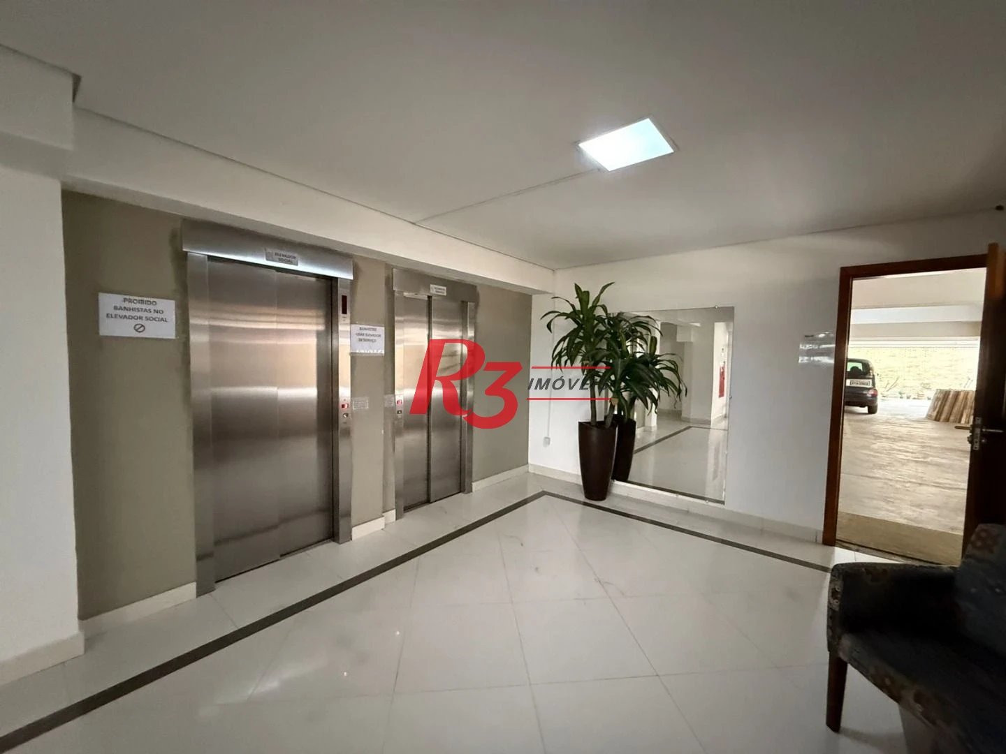 Apartamento com 2 dormitórios à venda, 68 m² por R$ 479.000,00 - José Menino - Santos/SP