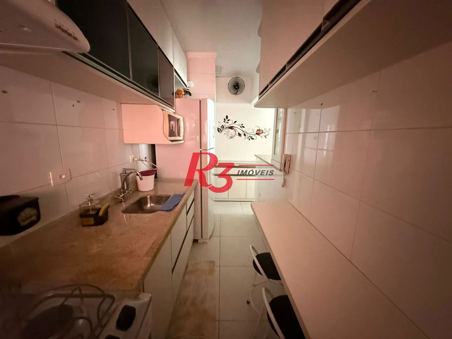 Apartamento com 2 dormitórios à venda, 68 m² por R$ 479.000,00 - José Menino - Santos/SP
