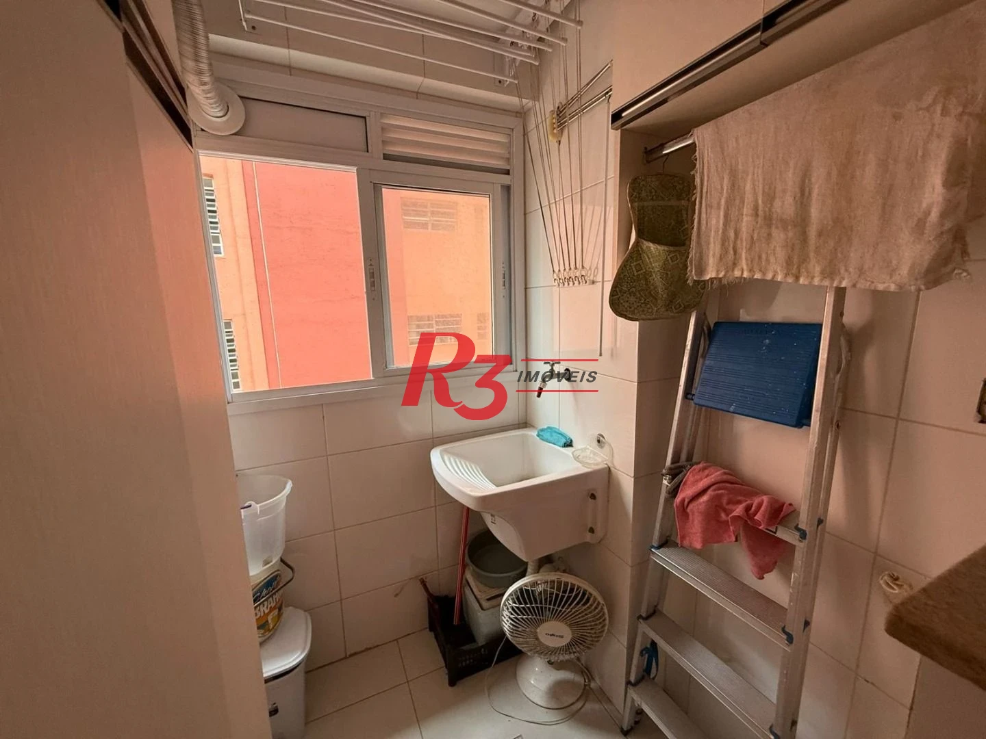 Apartamento com 2 dormitórios à venda, 68 m² por R$ 479.000,00 - José Menino - Santos/SP