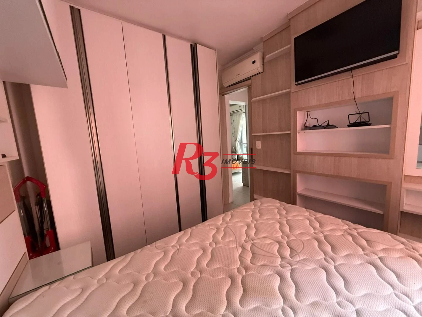 Apartamento com 2 dormitórios à venda, 68 m² por R$ 479.000,00 - José Menino - Santos/SP