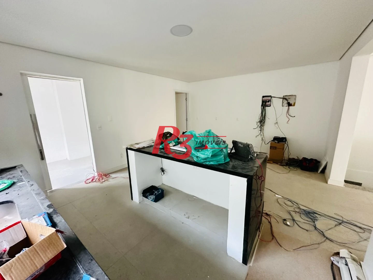Casa com 2 dormitórios à venda, 110 m² por R$ 980.000,00 - Embaré - Santos/SP