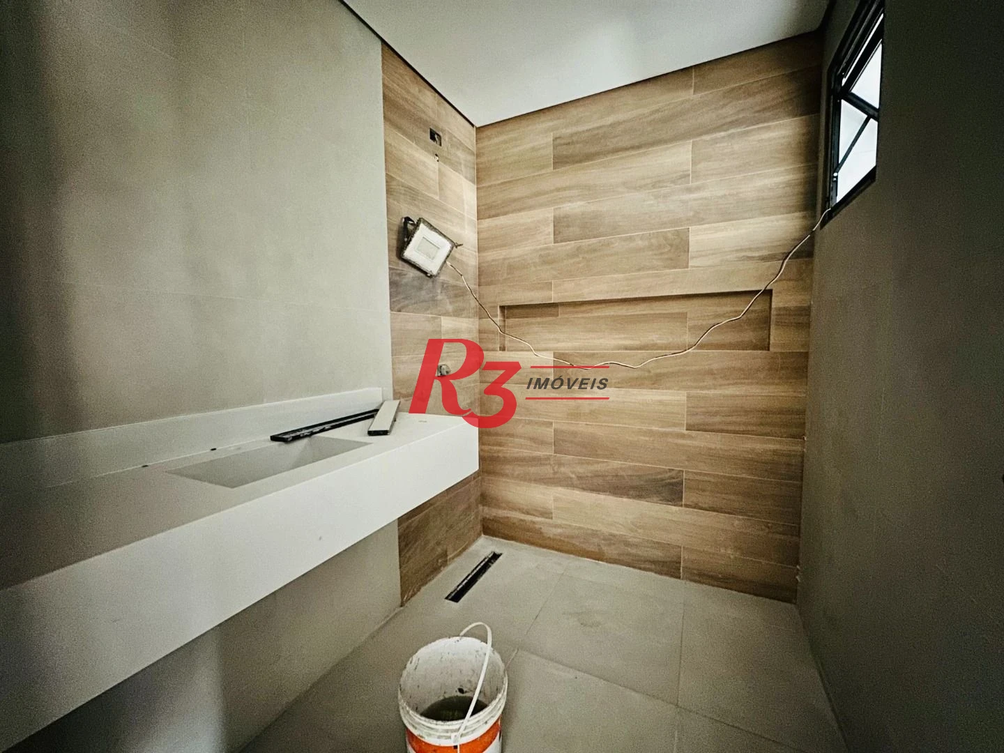 Casa com 2 dormitórios à venda, 110 m² por R$ 980.000,00 - Embaré - Santos/SP
