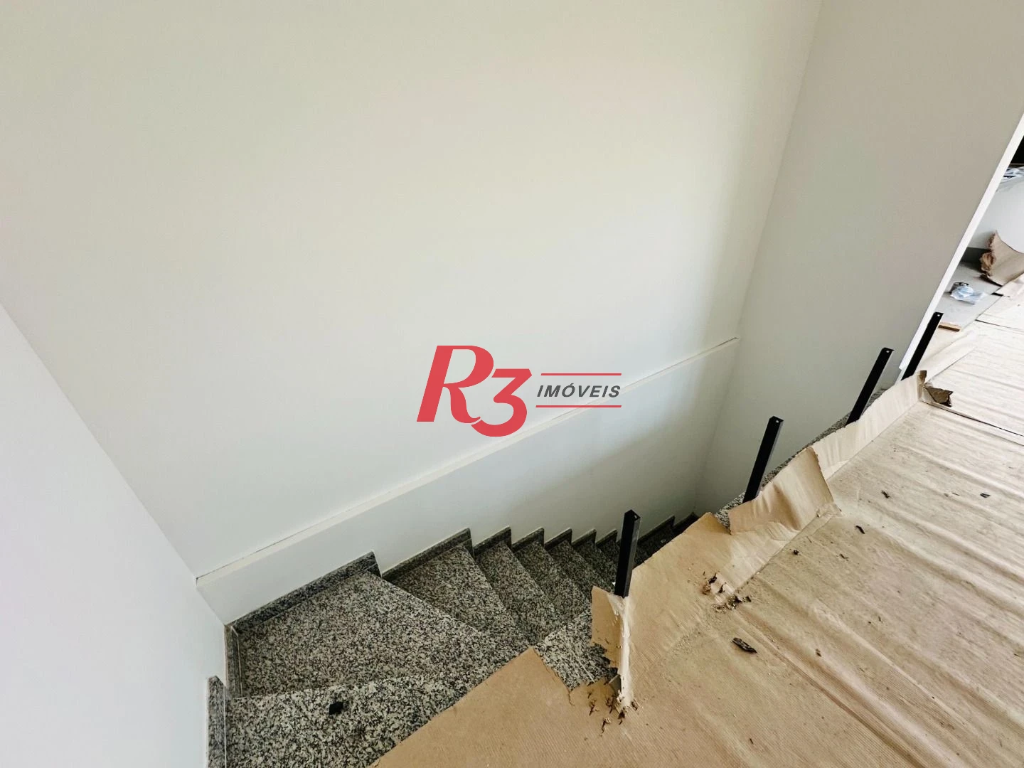 Casa com 2 dormitórios à venda, 110 m² por R$ 980.000,00 - Embaré - Santos/SP