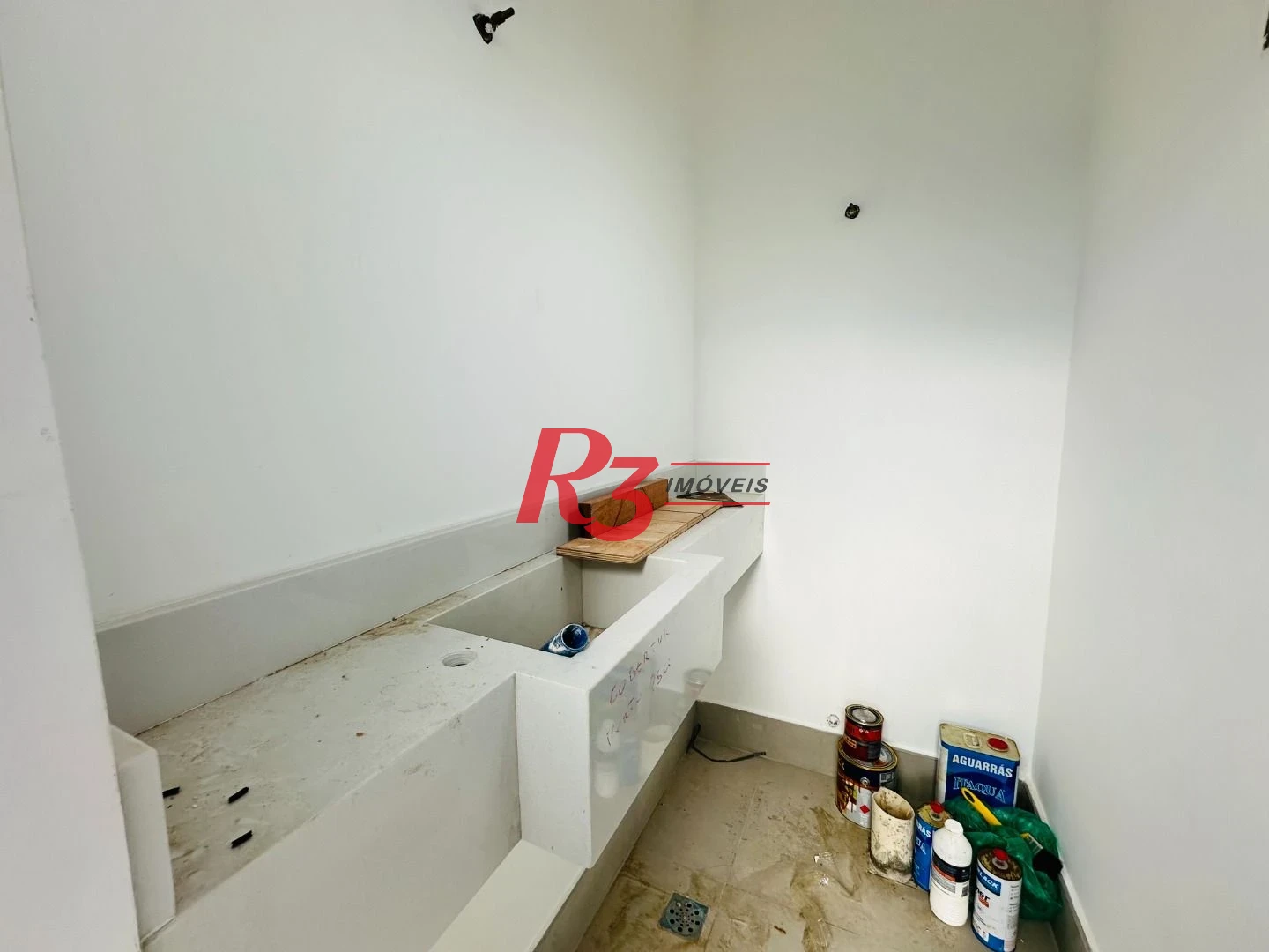 Casa com 2 dormitórios à venda, 110 m² por R$ 980.000,00 - Embaré - Santos/SP