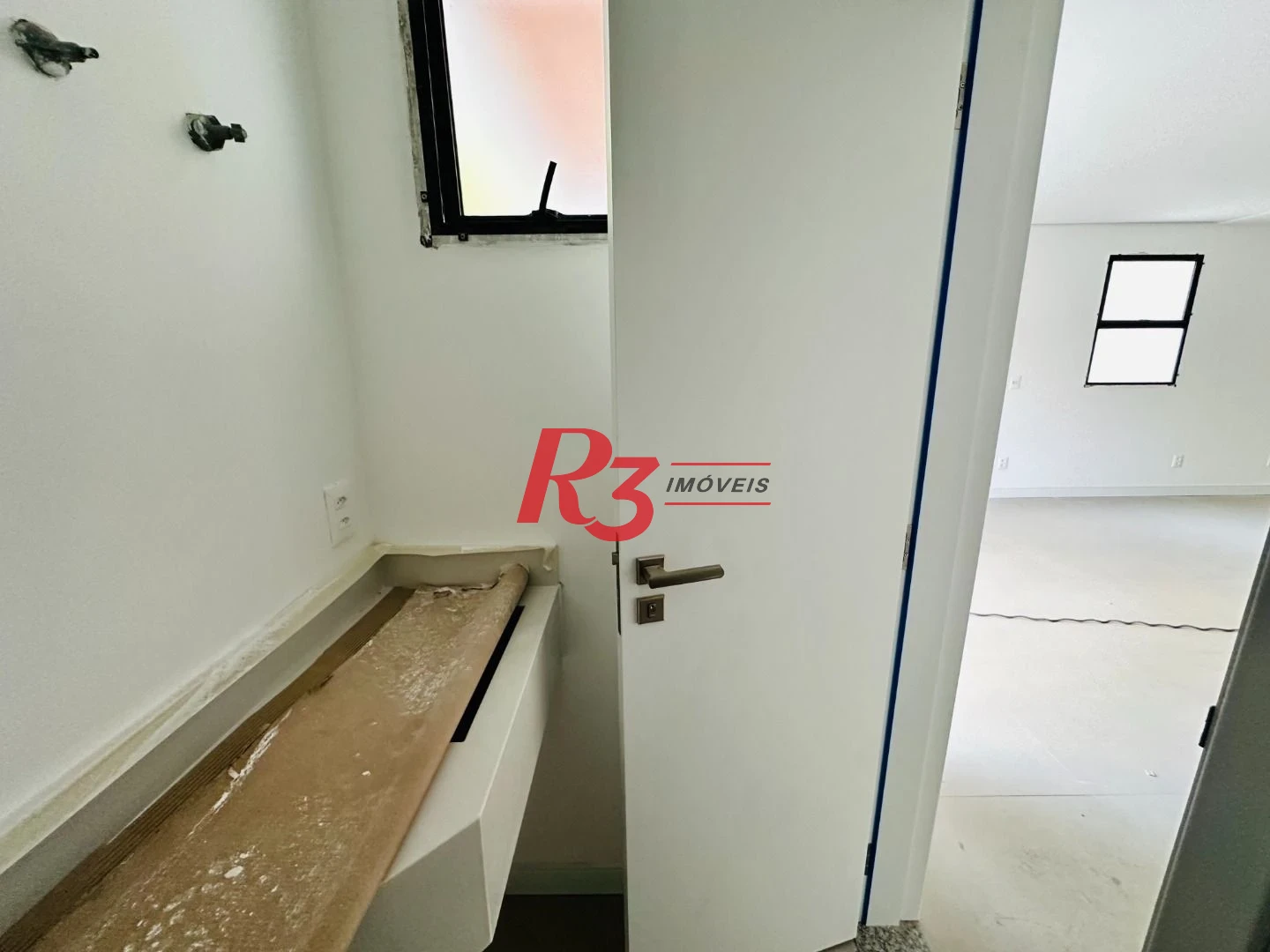 Casa com 2 dormitórios à venda, 110 m² por R$ 980.000,00 - Embaré - Santos/SP