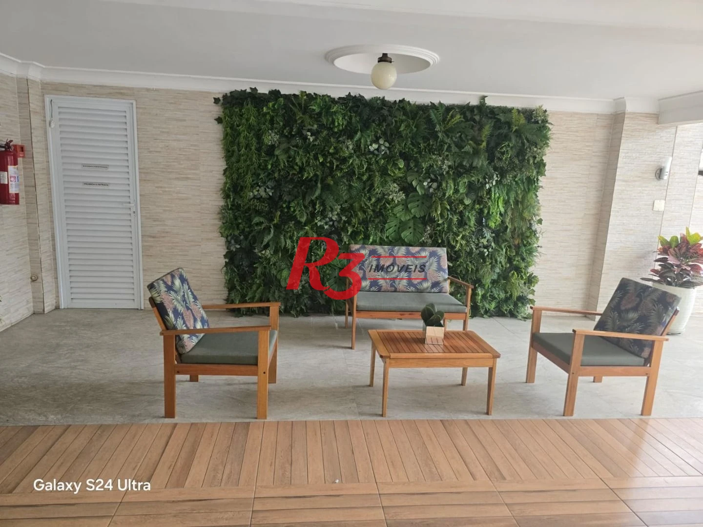 Apartamento com 2 dormitórios à venda, 91 m² por R$ 565.000,00 - Embaré - Santos/SP