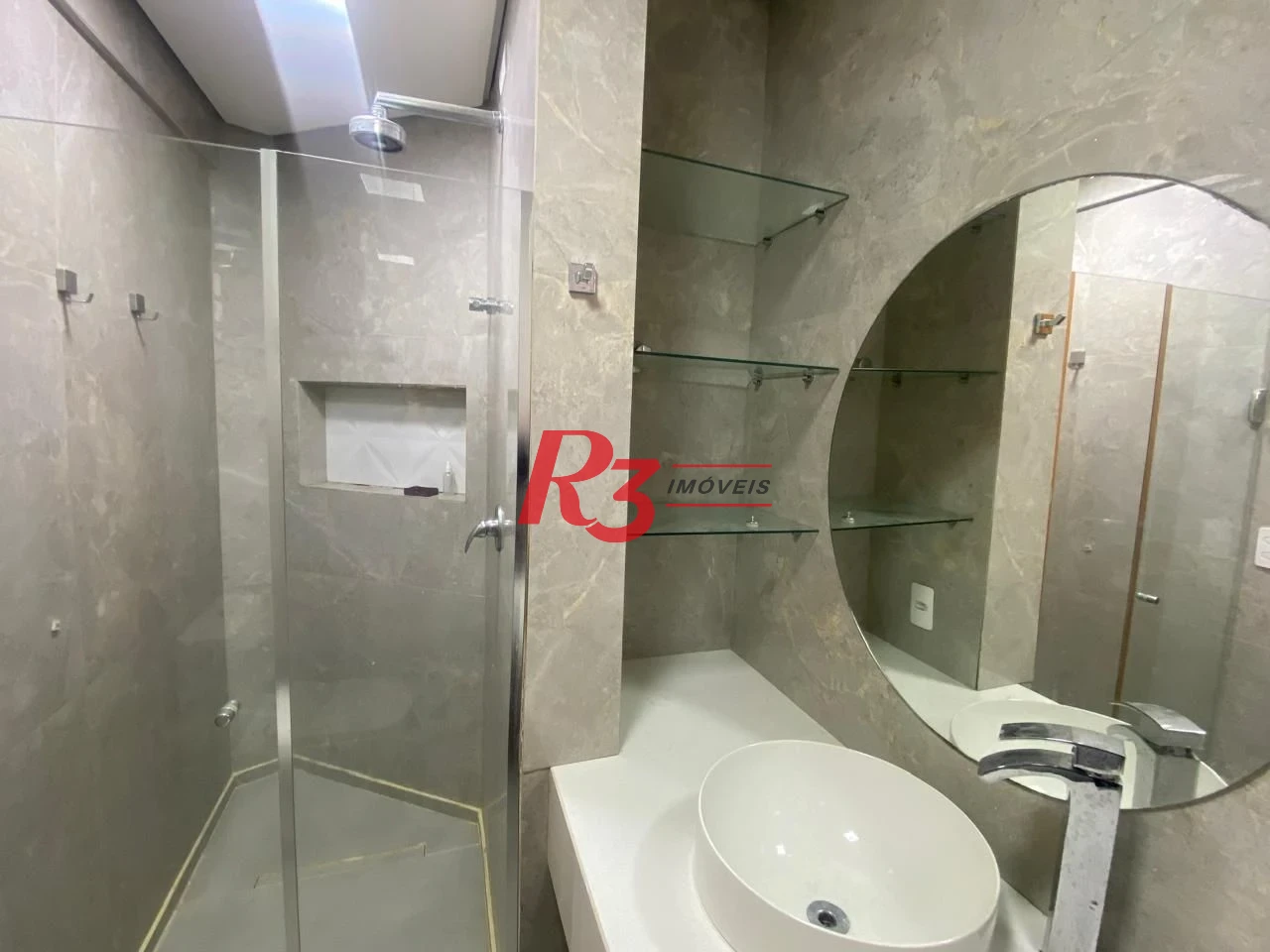 Apartamento com 3 dormitórios para alugar, 160 m² por R$ 7.500,00/mês - Gonzaga - Santos/SP