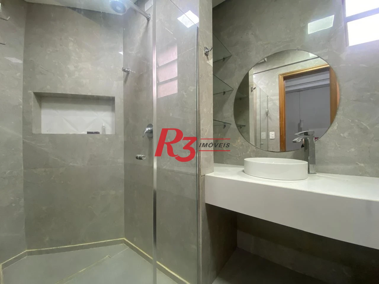 Apartamento com 3 dormitórios para alugar, 160 m² por R$ 7.500,00/mês - Gonzaga - Santos/SP