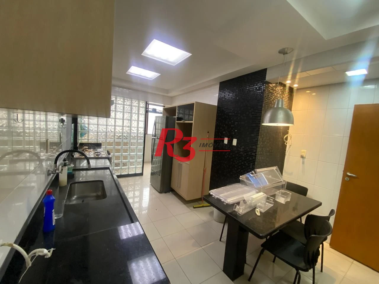 Apartamento com 3 dormitórios para alugar, 160 m² por R$ 7.500,00/mês - Gonzaga - Santos/SP