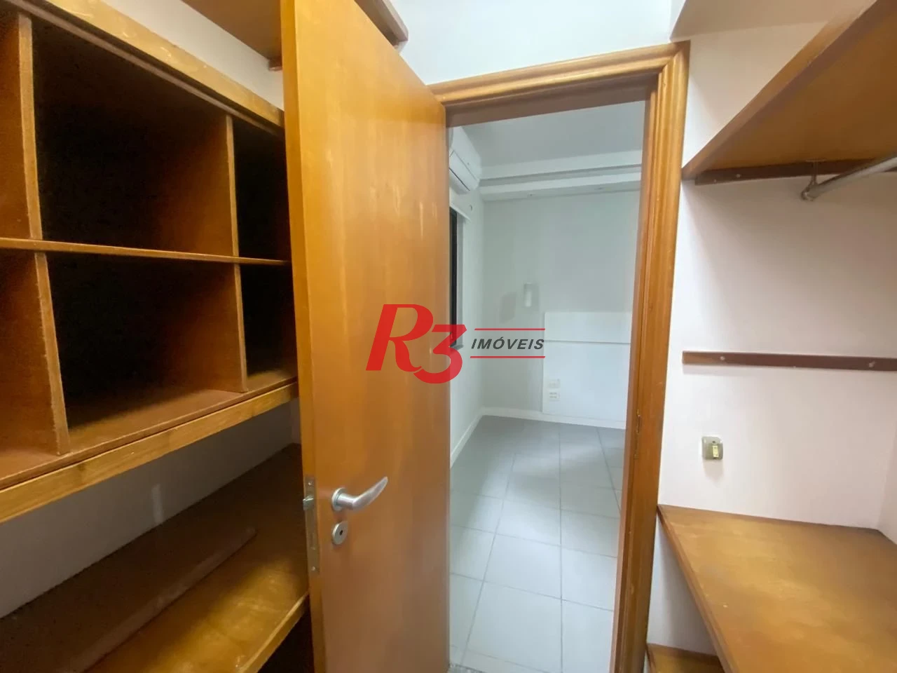 Apartamento com 3 dormitórios para alugar, 160 m² por R$ 7.500,00/mês - Gonzaga - Santos/SP