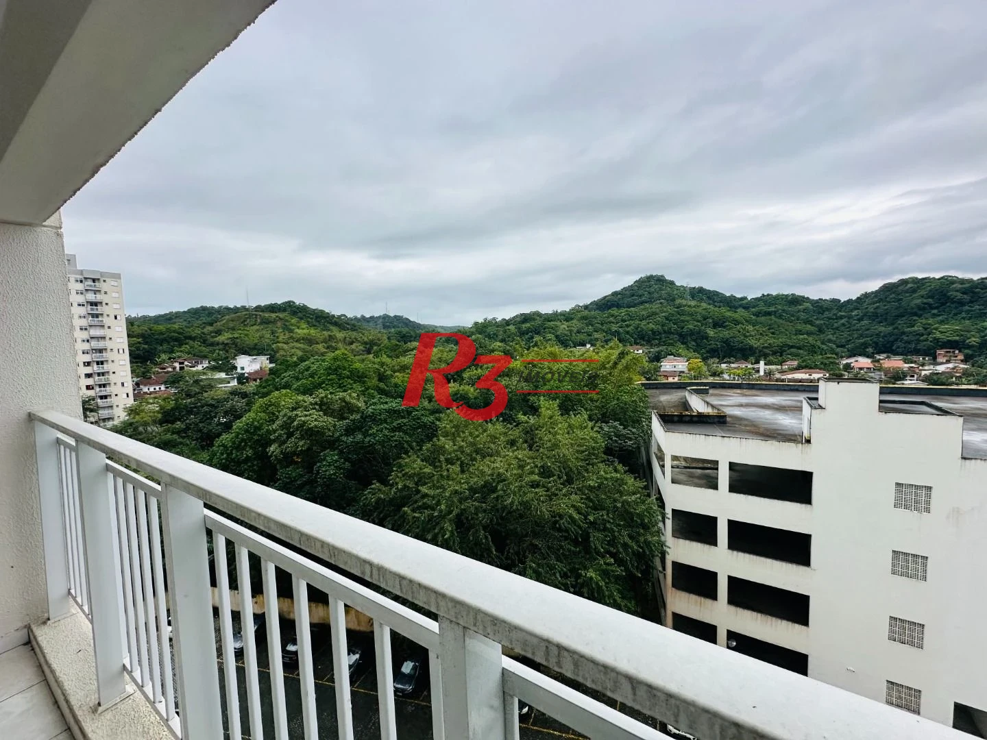 Apartamento com 2 dormitórios à venda, 52 m² por R$ 345.000,00 - Morro de Nova Cintra - Santos/SP