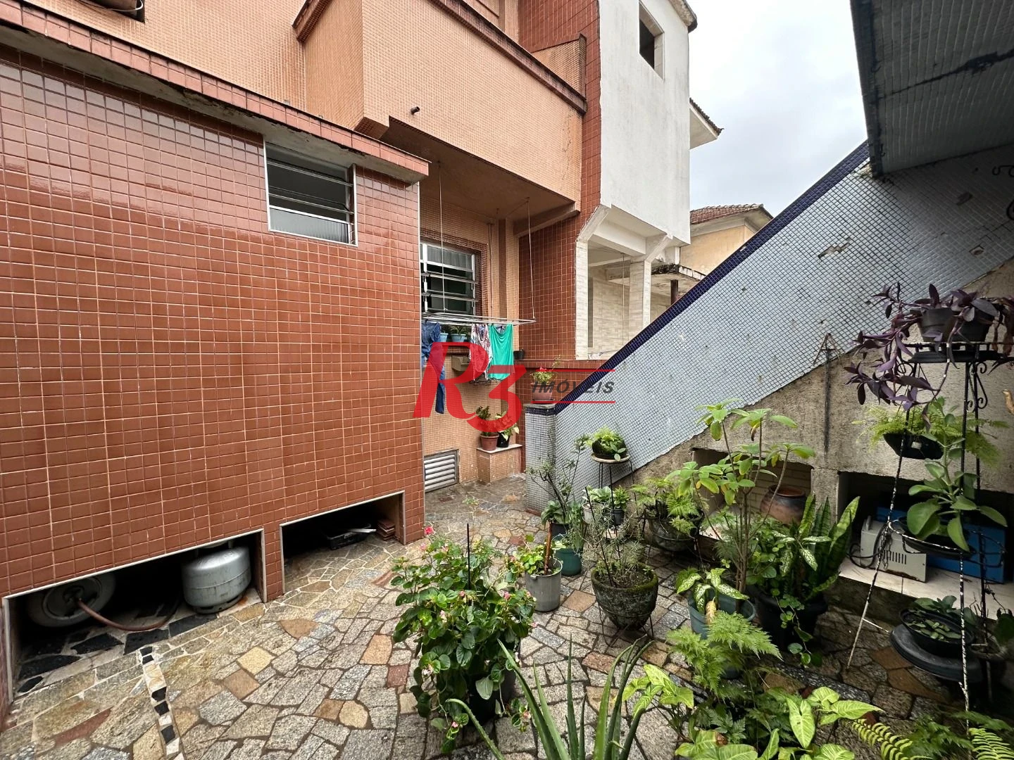 Sobrado com 3 dormitórios para alugar, 160 m² por R$ 15.000,00/mês - Vila Matias - Santos/SP