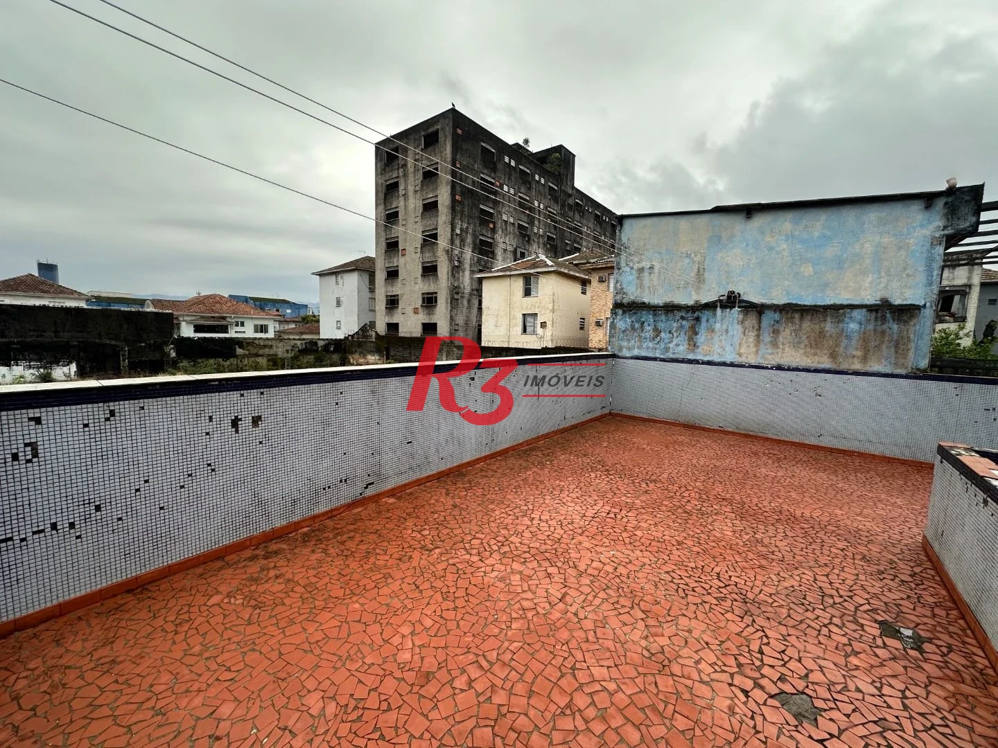 Sobrado com 3 dormitórios para alugar, 160 m² por R$ 15.000,00/mês - Vila Matias - Santos/SP