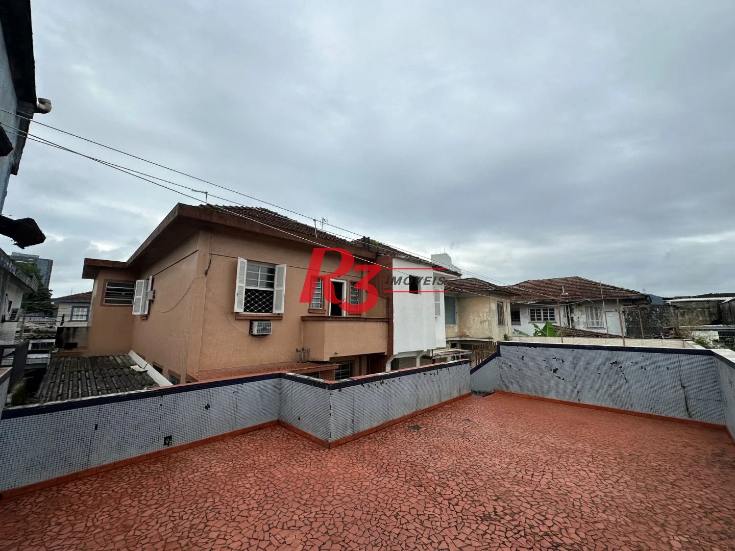 Sobrado com 3 dormitórios para alugar, 160 m² por R$ 15.000,00/mês - Vila Matias - Santos/SP