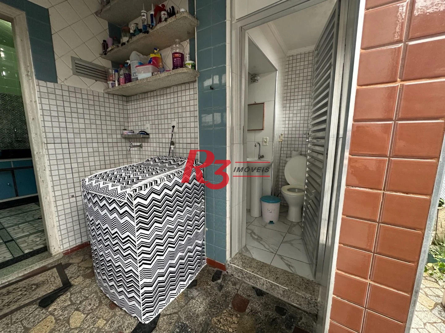 Sobrado com 3 dormitórios para alugar, 160 m² por R$ 15.000,00/mês - Vila Matias - Santos/SP