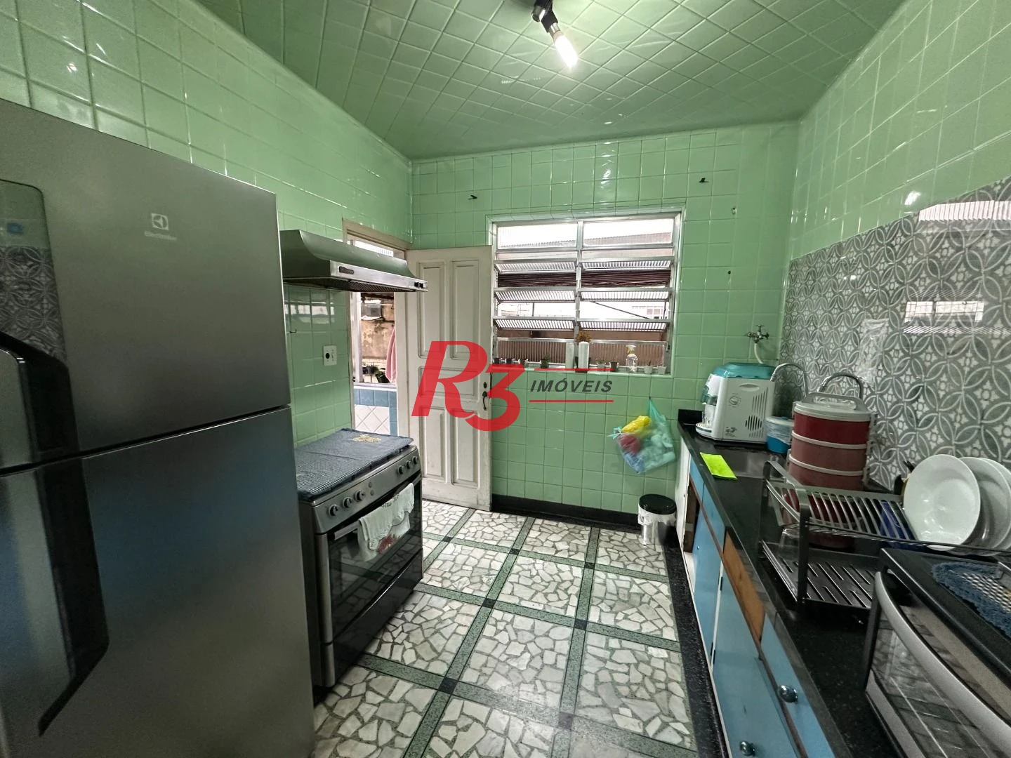 Sobrado com 3 dormitórios para alugar, 160 m² por R$ 15.000,00/mês - Vila Matias - Santos/SP