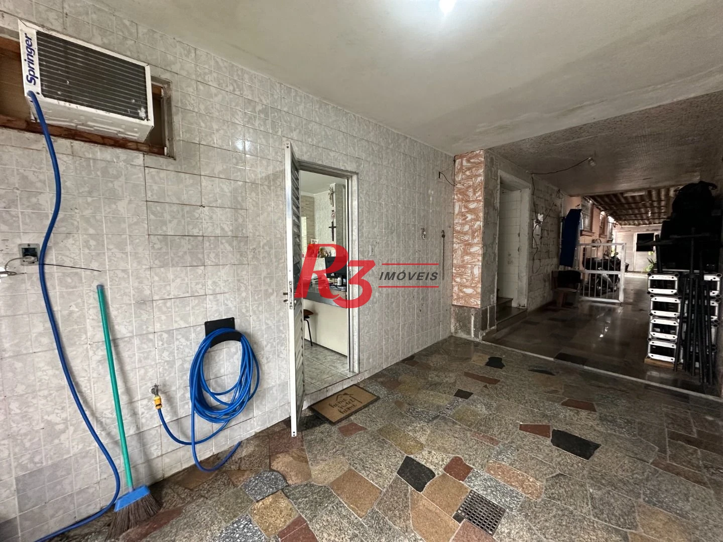 Sobrado com 3 dormitórios para alugar, 160 m² por R$ 15.000,00/mês - Vila Matias - Santos/SP